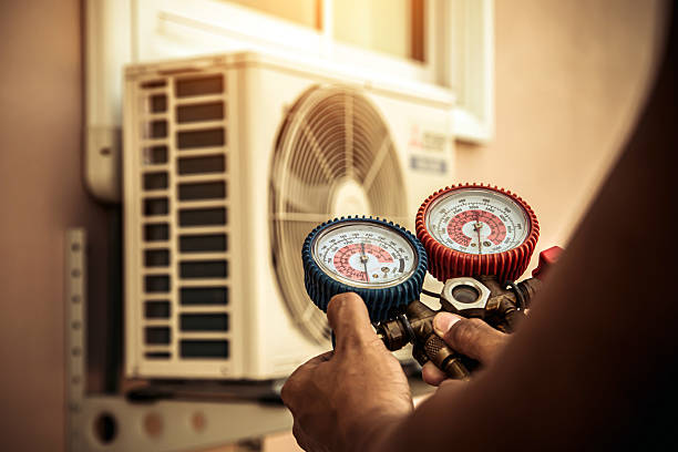 Professional Hvac technician working in Williamston, NC